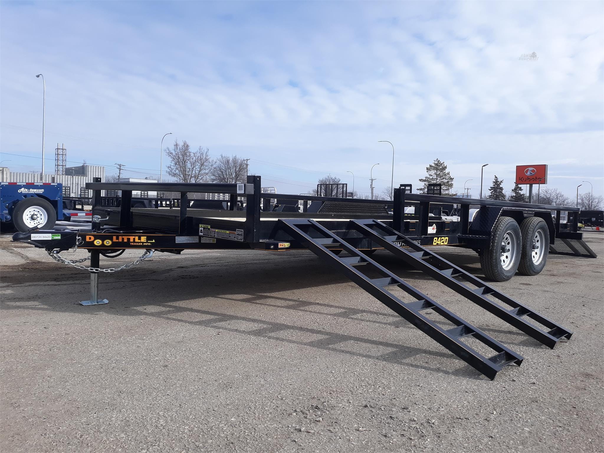 2024 Doolittle HD Pro Series 8420 Equipment Image0