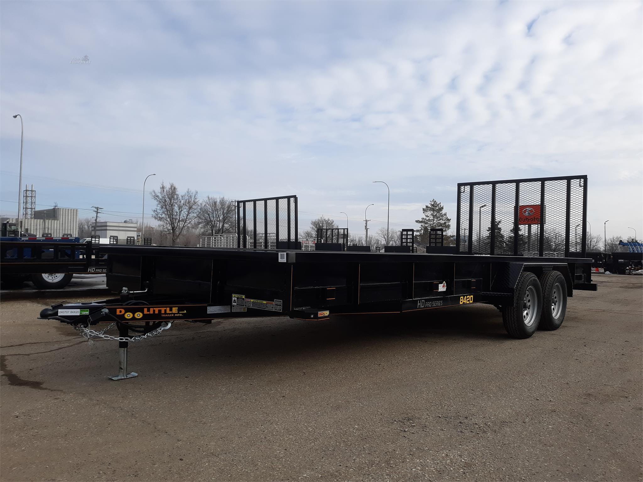 2024 Doolittle HD Pro Series 8420 Equipment Image0