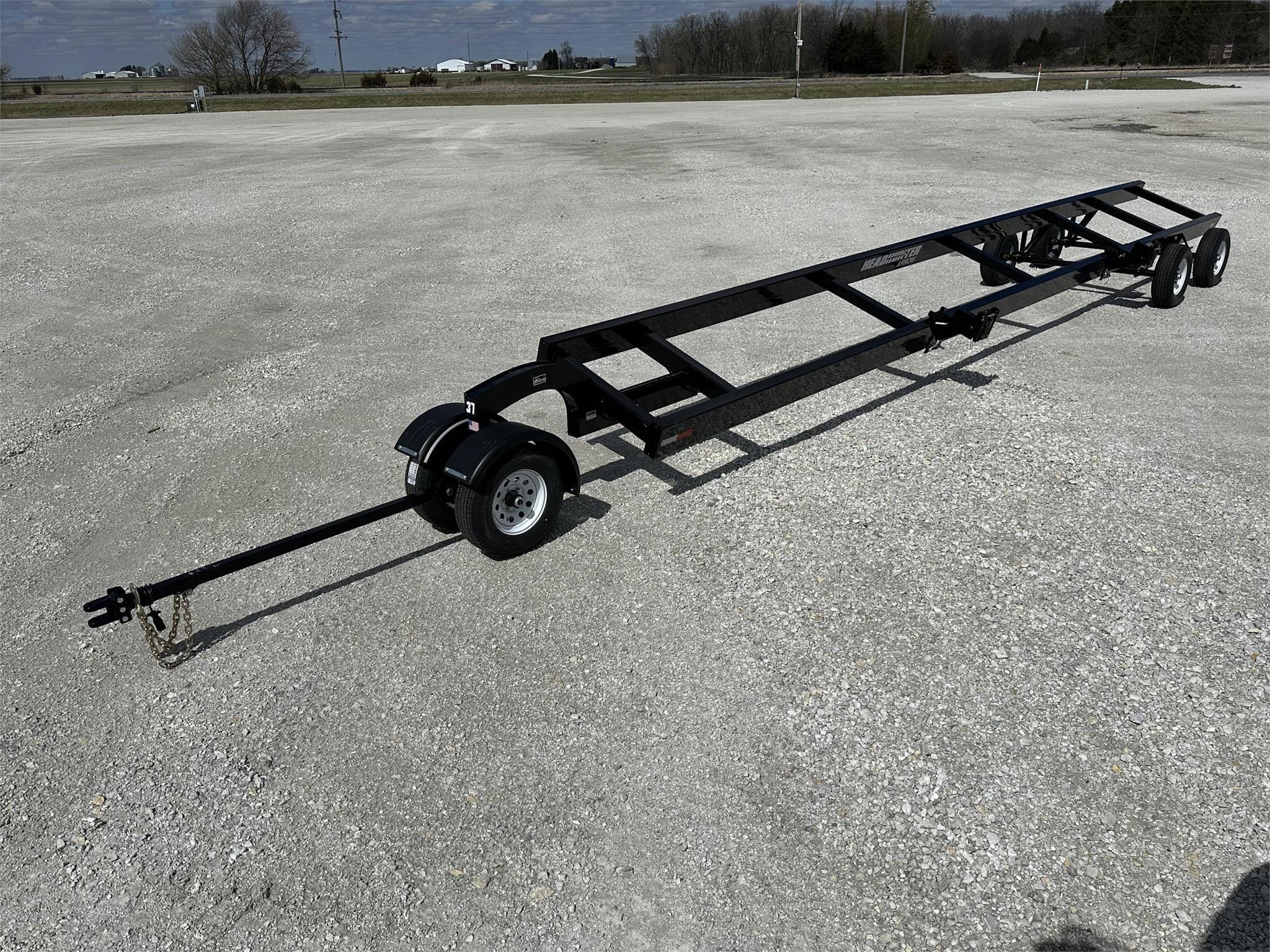 2024 Dose Headhunter Arrow Equipment Image0