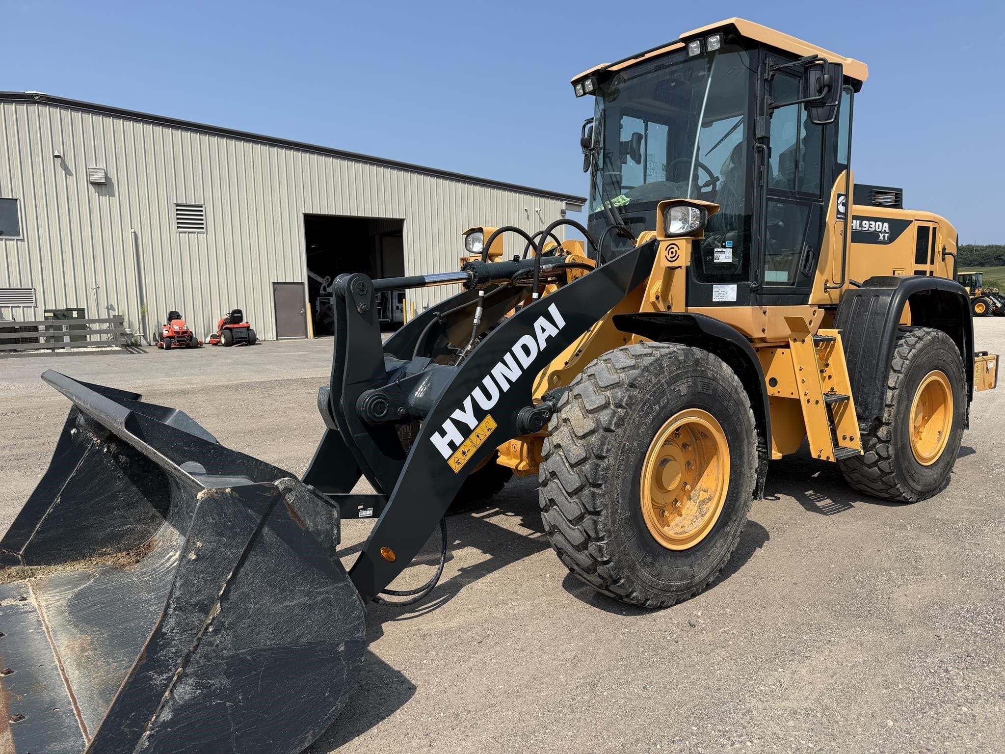 2024 Drago 830GT Equipment Image0