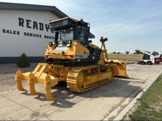 Image of Dressta TD15M equipment image 3