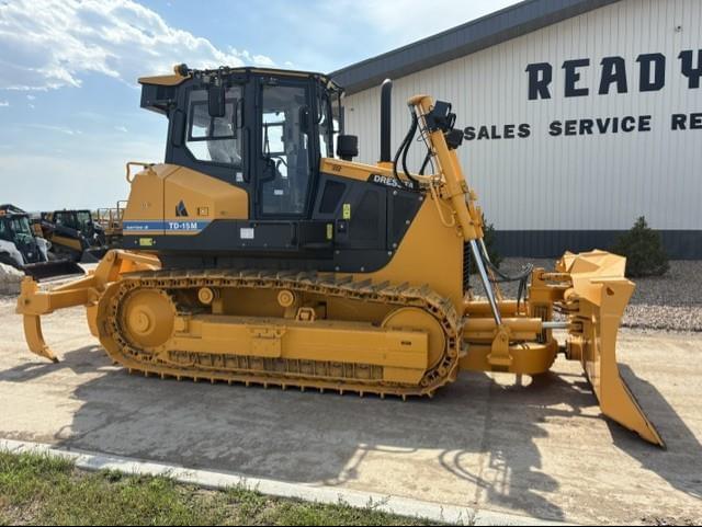 Image of Dressta TD15M equipment image 2