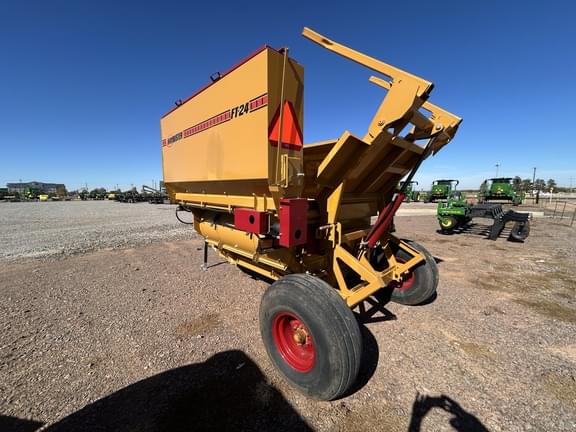 Image of Haybuster 2665 equipment image 2