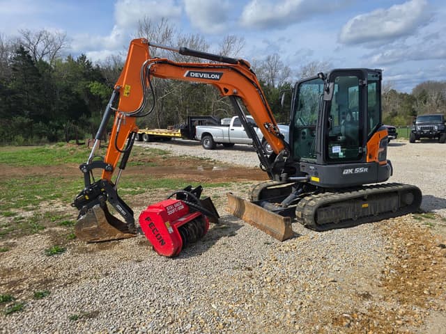 Image of Develon DX55R equipment image 3