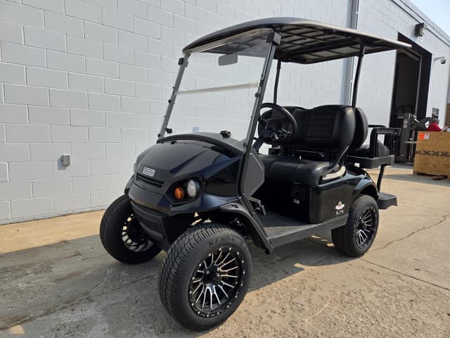 Image of EZ-GO Express S4 Elite equipment image 1