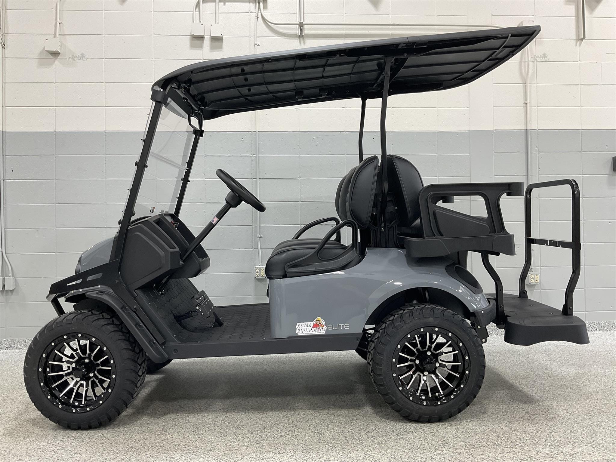 EZ-GO Express S4 Elite Equipment Image0