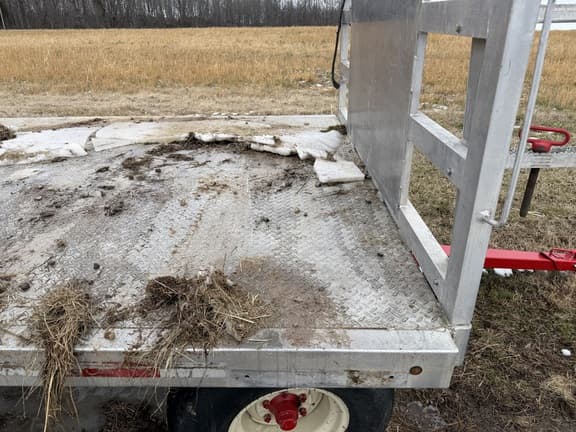 Image of E-Z Trail 1274 equipment image 3