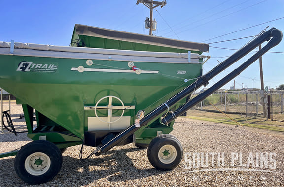 2024 E-Z Trail 300 Equipment Image0