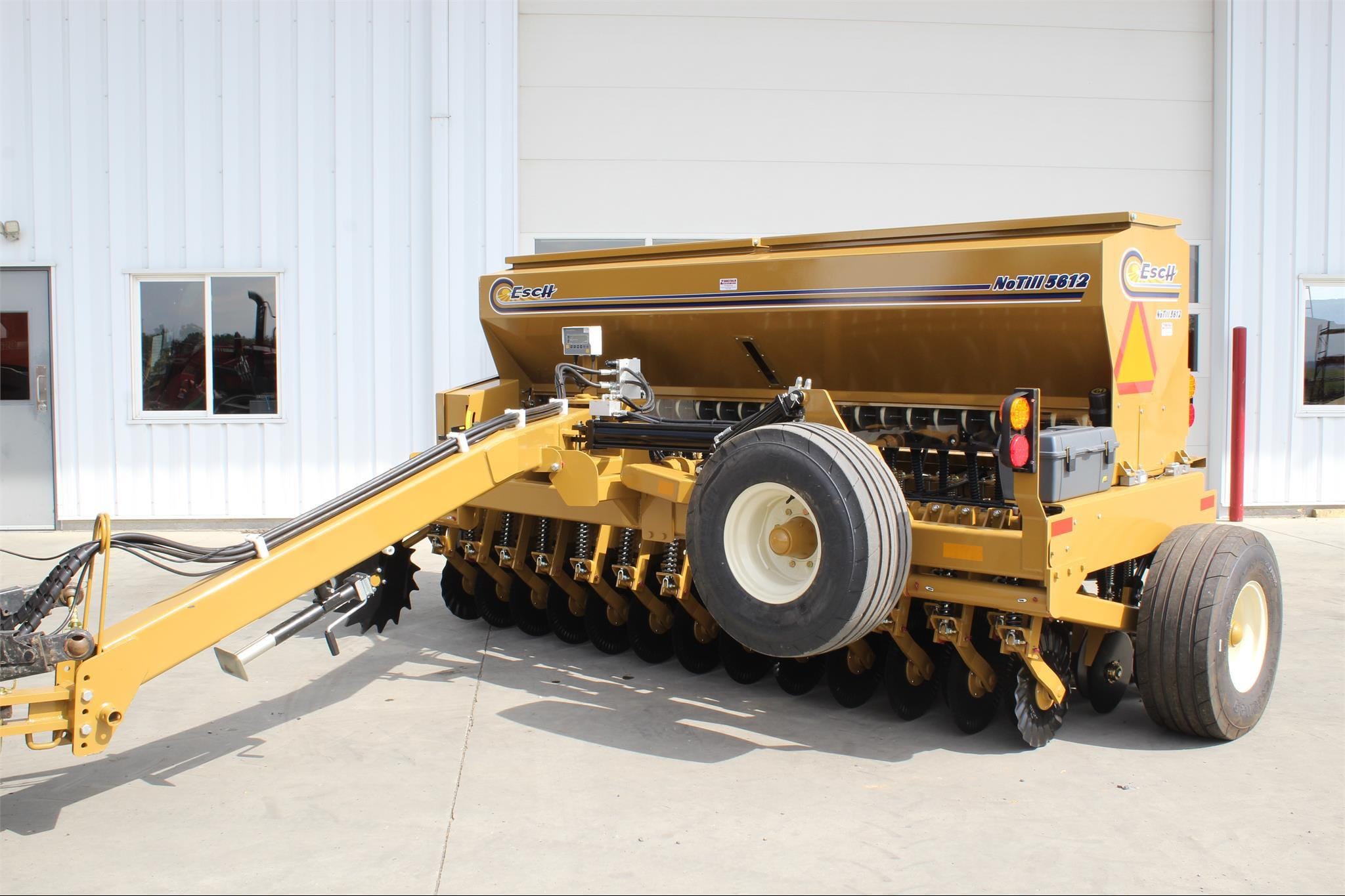 2024 Esch 5612 Equipment Image0