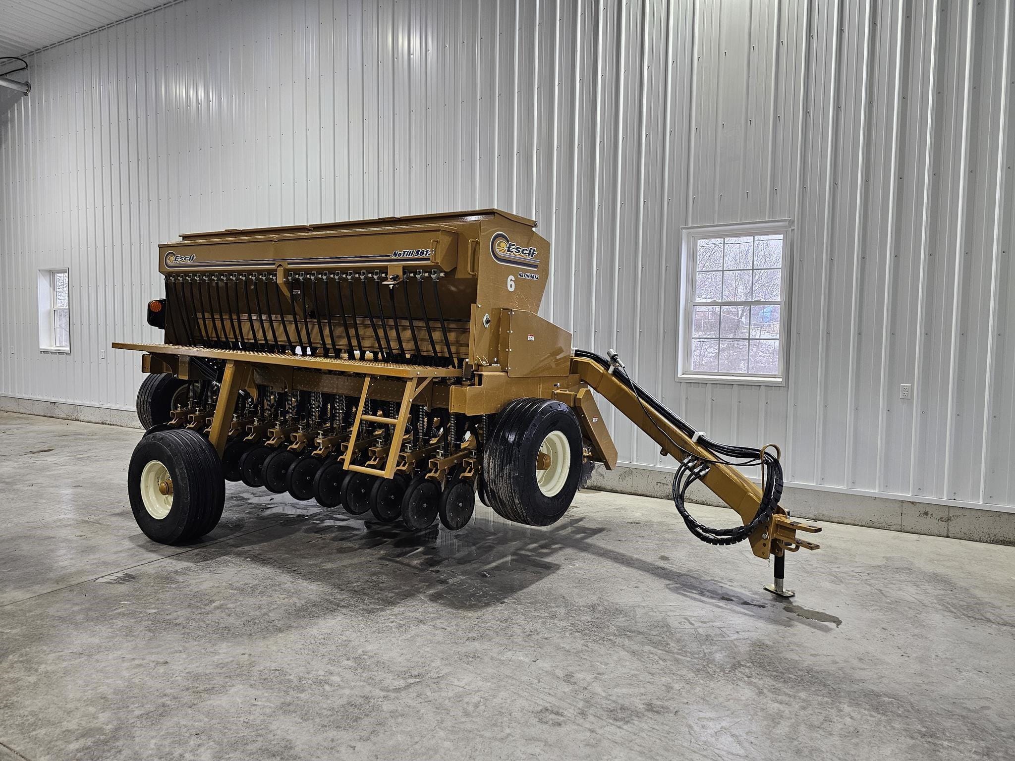 2024 Esch 5612 Equipment Image0