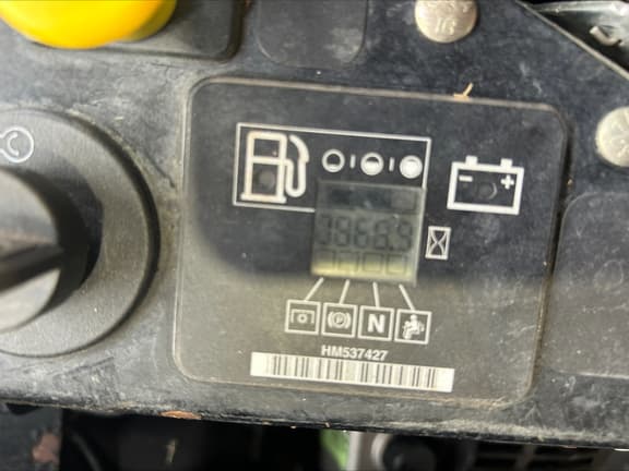 Image of Exmark LZE801CKA equipment image 3