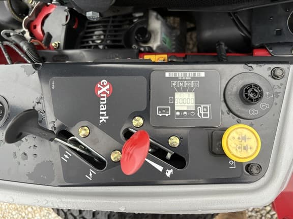 Image of Exmark LZE801GKA604A1 equipment image 4