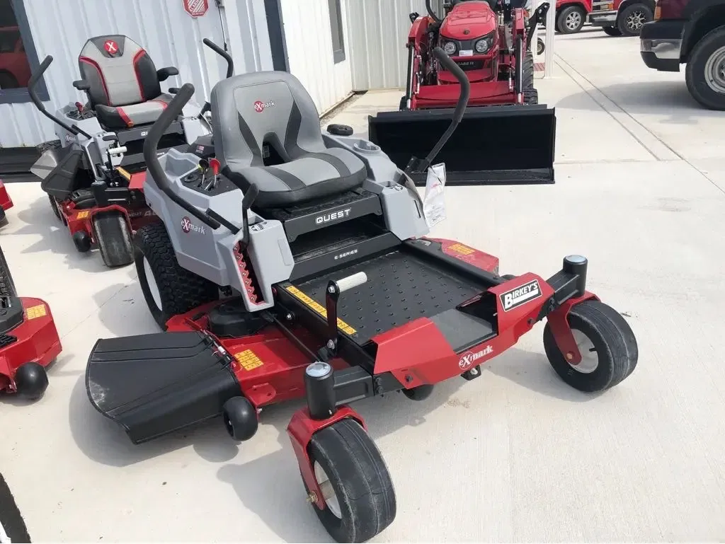 2024 Exmark QZE725GKC50200 Equipment Image0