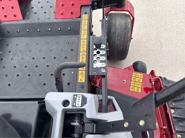 Image of Exmark Quest equipment image 4