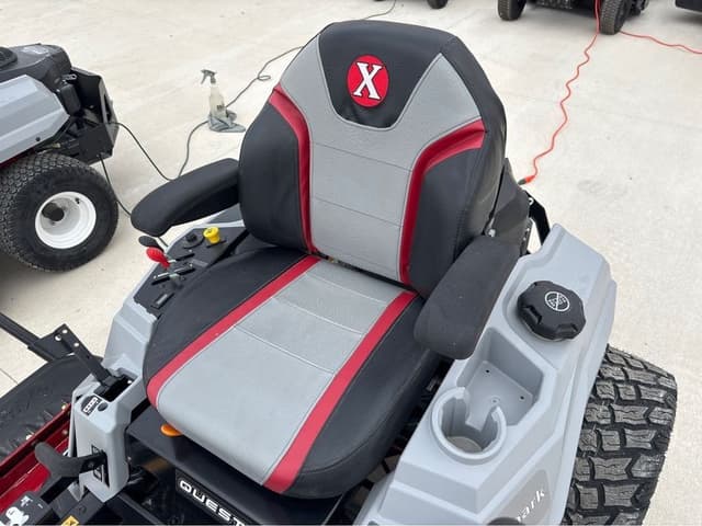 Image of Exmark Quest equipment image 2