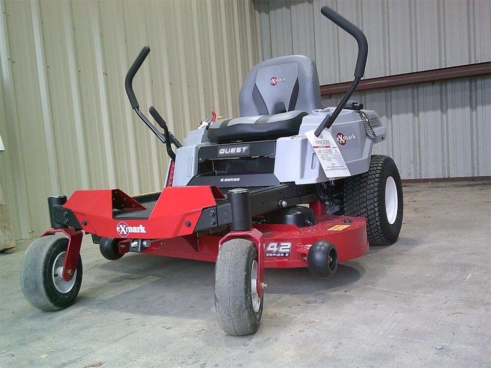 2024 Exmark Quest Equipment Image0
