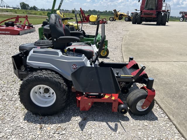 Image of Exmark QZX735GKC48300 equipment image 1