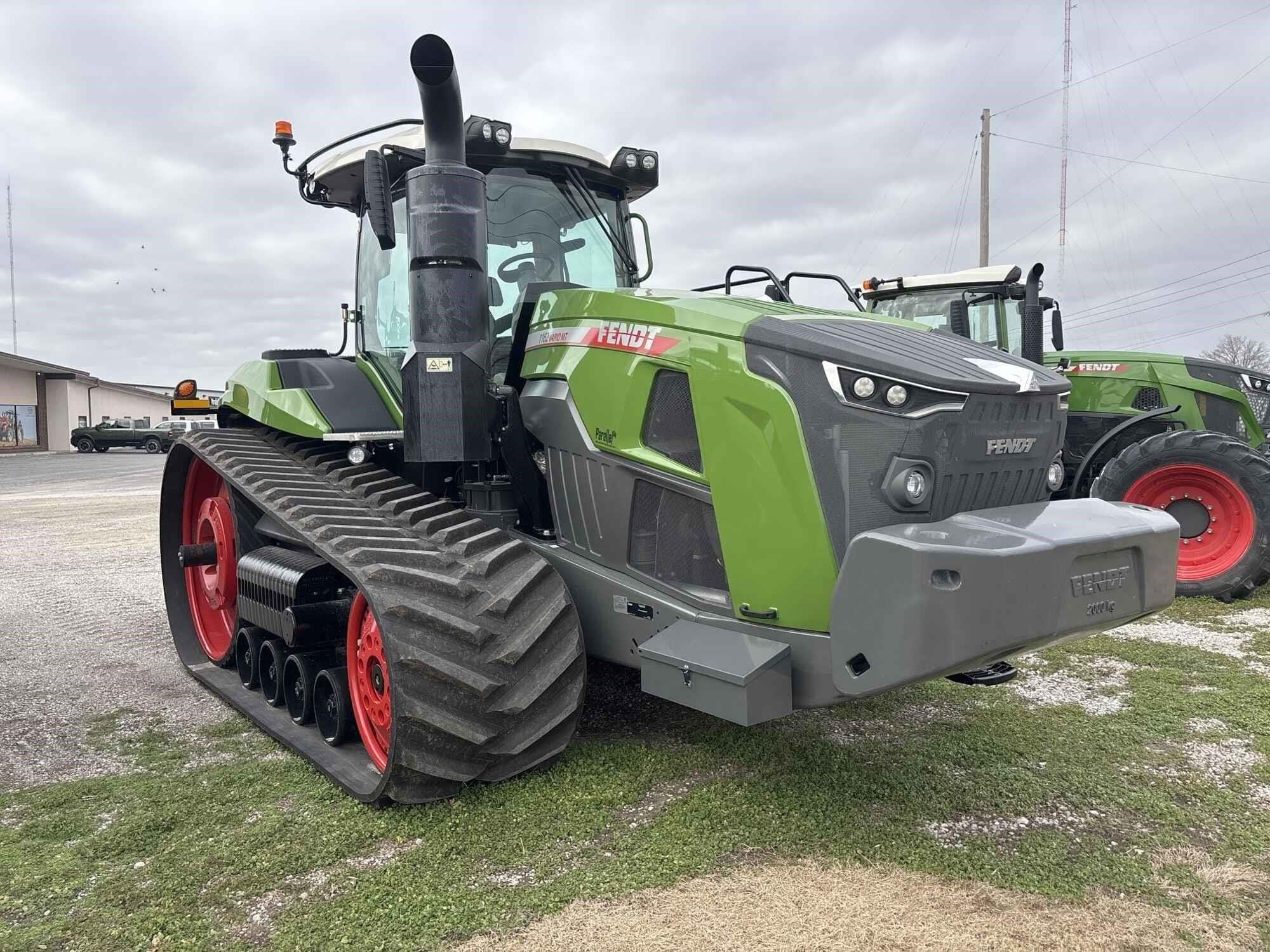 2024 Fendt 1162 Vario MT Equipment Image0