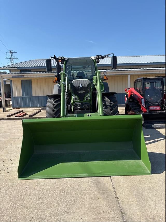 Image of Fendt 516 Vario equipment image 1