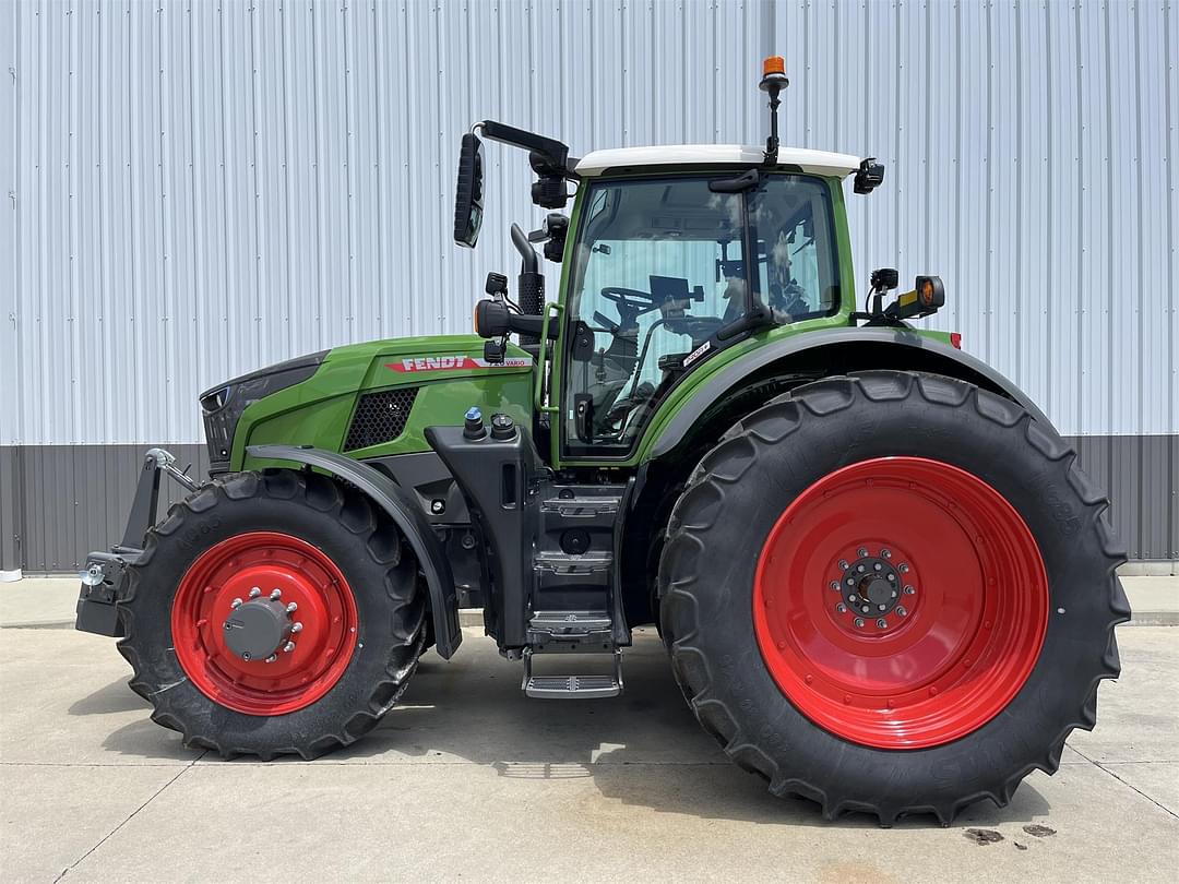 Image of Fendt 724 Vario Image 0