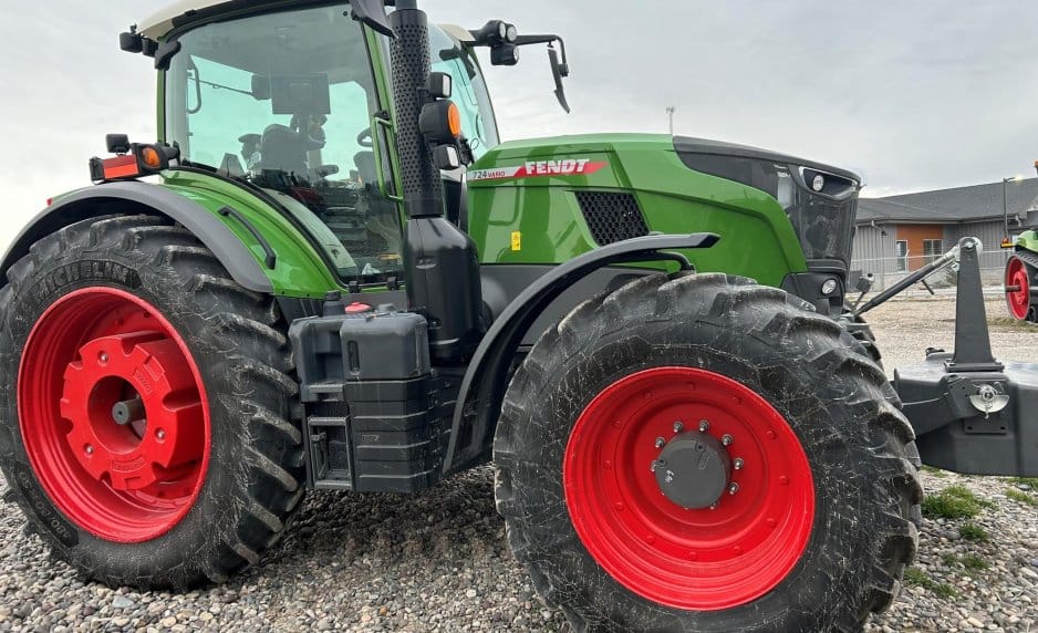 2024 Fendt 724 Vario Equipment Image0