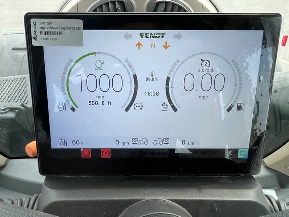 Image of Fendt 933 Vario equipment image 2