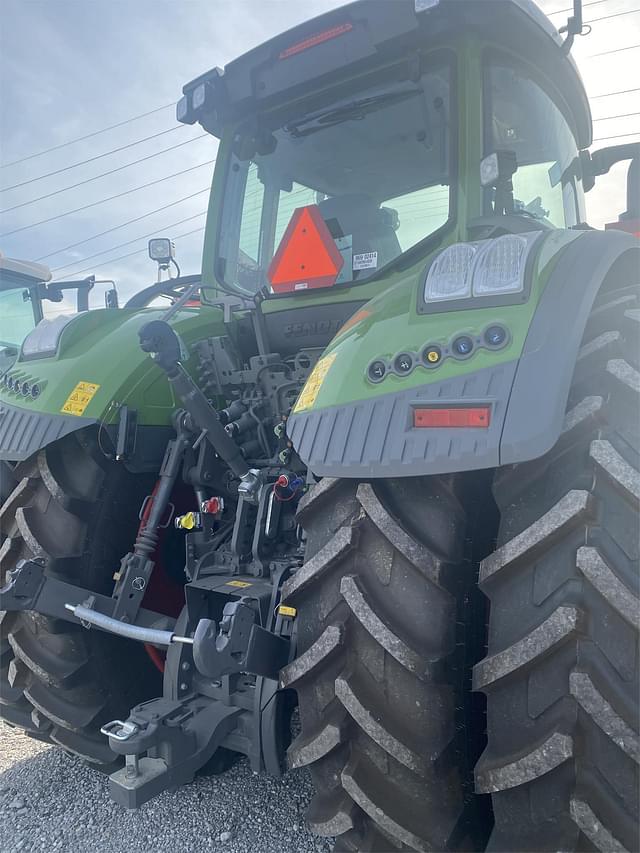 Image of Fendt 933 Vario equipment image 4