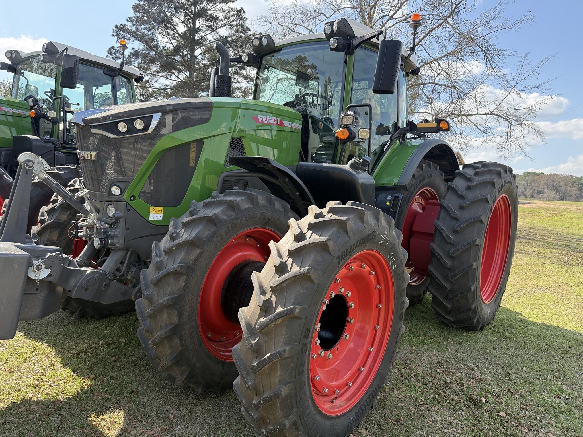 2024 Fendt 933 Vario Equipment Image0