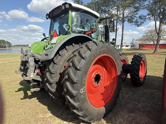 Image of Fendt 933 Vario equipment image 2
