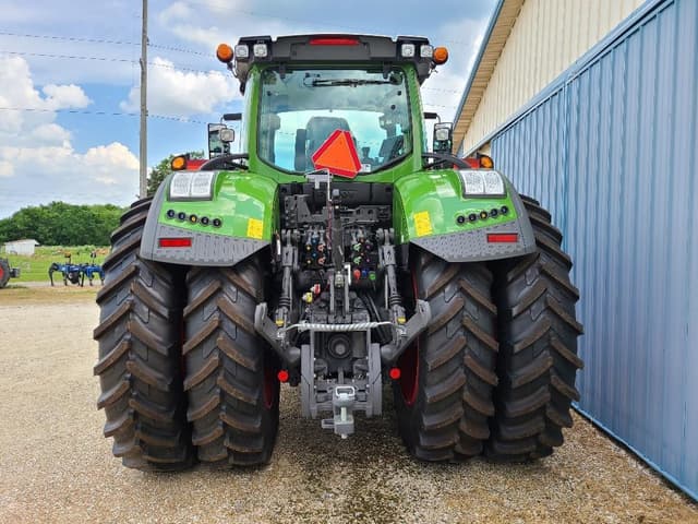 Image of Fendt 933 Vario equipment image 3