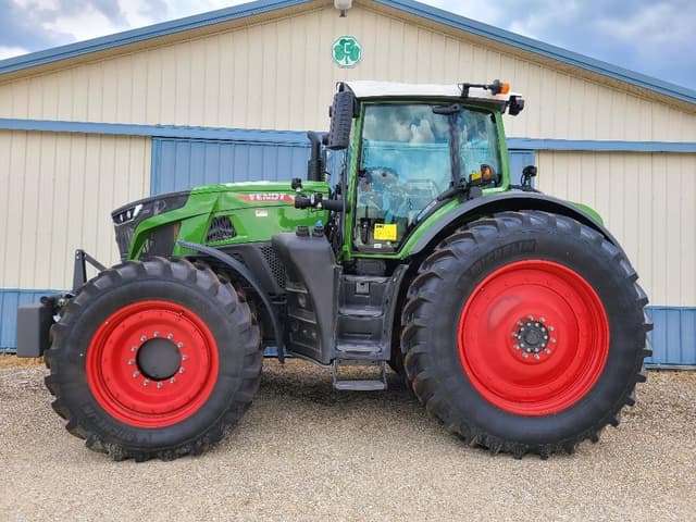 Image of Fendt 933 Vario equipment image 1