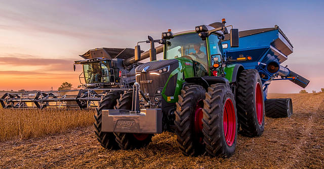 Image of Fendt 1050 Vario equipment image 2