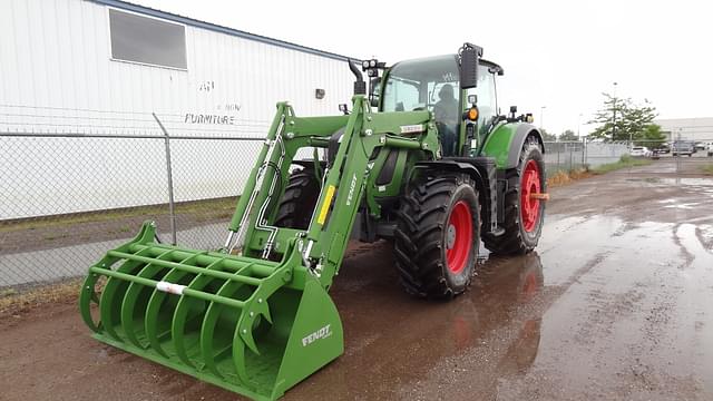 Image of Fendt 724 Vario equipment image 1