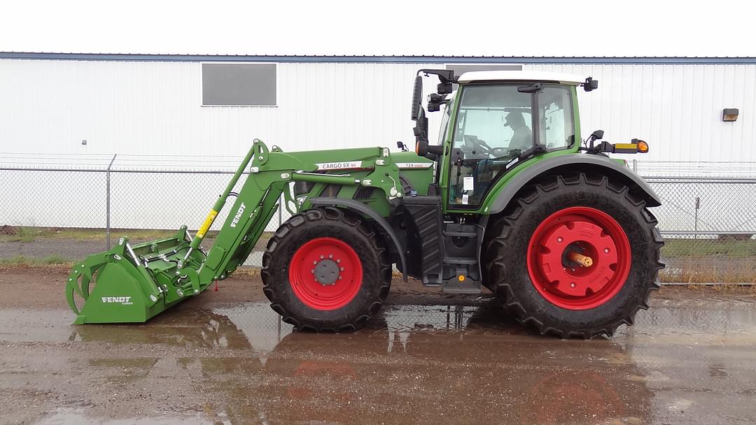 Image of Fendt 724 Vario Primary image