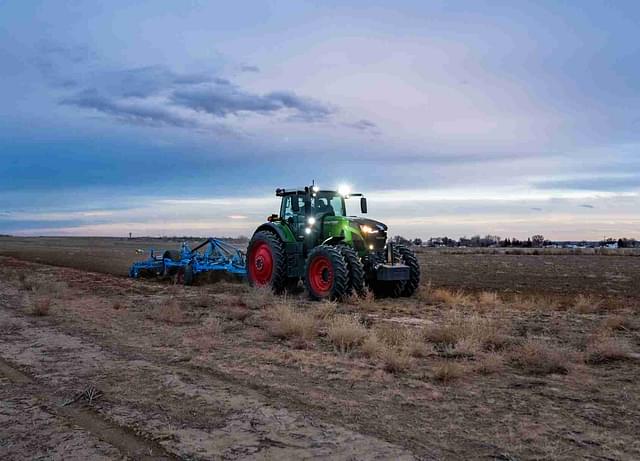 Image of Fendt 939 Vario equipment image 1