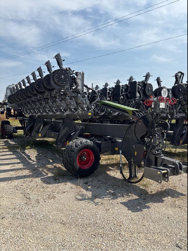 Image of Fendt Momentum 24 equipment image 4