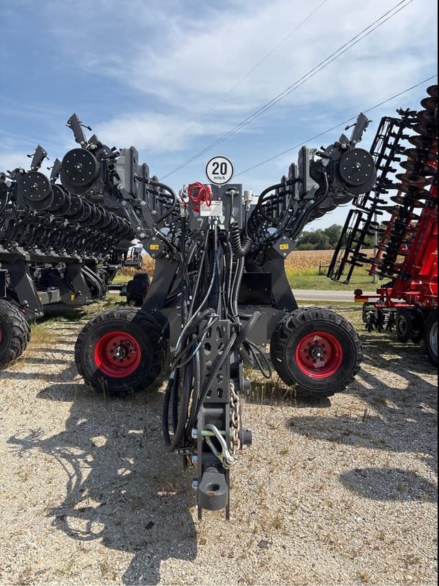 Image of Fendt Momentum 24 equipment image 2