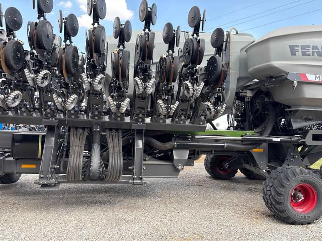 Image of Fendt Momentum 31 equipment image 1