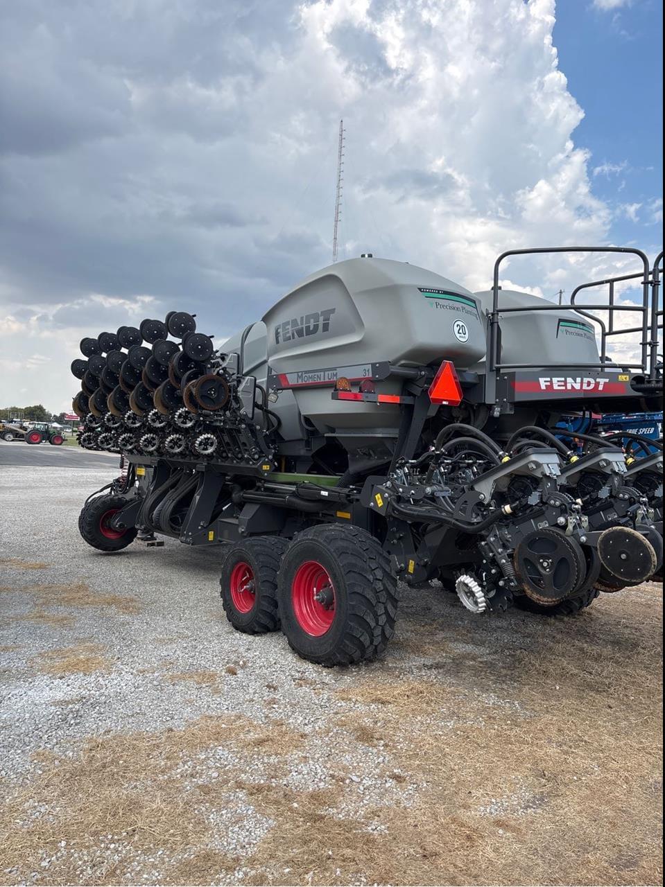 Image of Fendt Momentum 31 Primary image