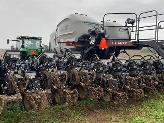 Image of Fendt Momentum 31 equipment image 4