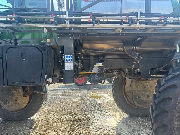 Image of Fendt RoGator 932 equipment image 4