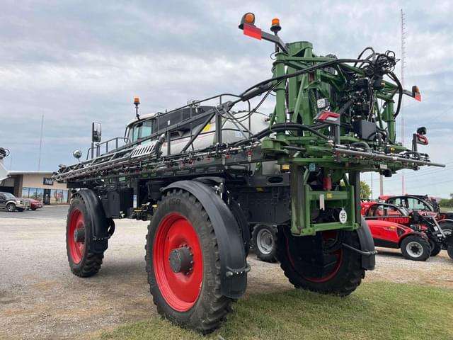 Image of Fendt RoGator 934 equipment image 4