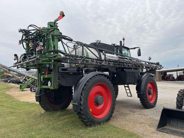 Image of Fendt RoGator 934 equipment image 2