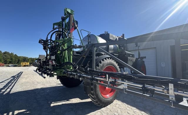 Image of Fendt RoGator 934H equipment image 3