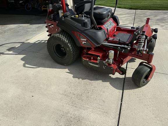 Image of Ferris ISX3300 equipment image 2