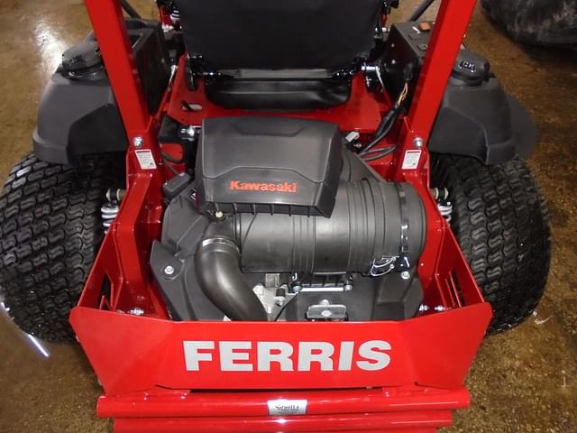 Image of Ferris ISX3300 equipment image 3