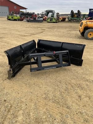 2024 Forward Farm Lines Feed Pusher Image