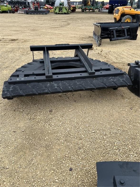 Image of Forward Farm Lines MS8 equipment image 4