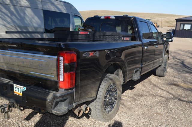 Image of Ford F-250 equipment image 4