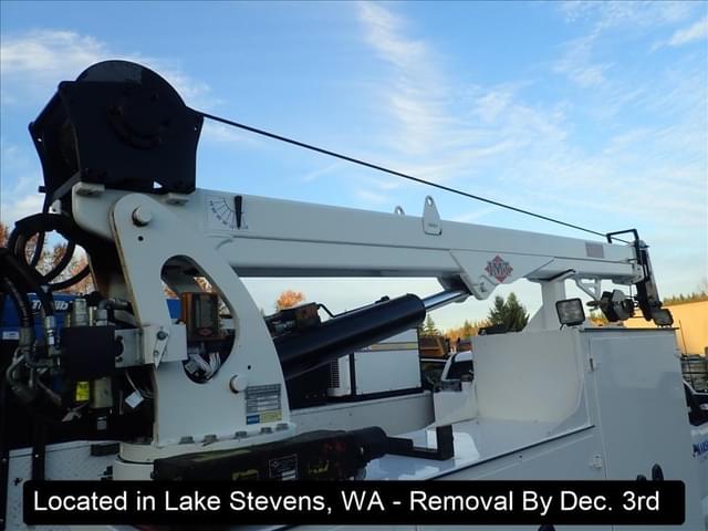 Image of Ford F-600 equipment image 1